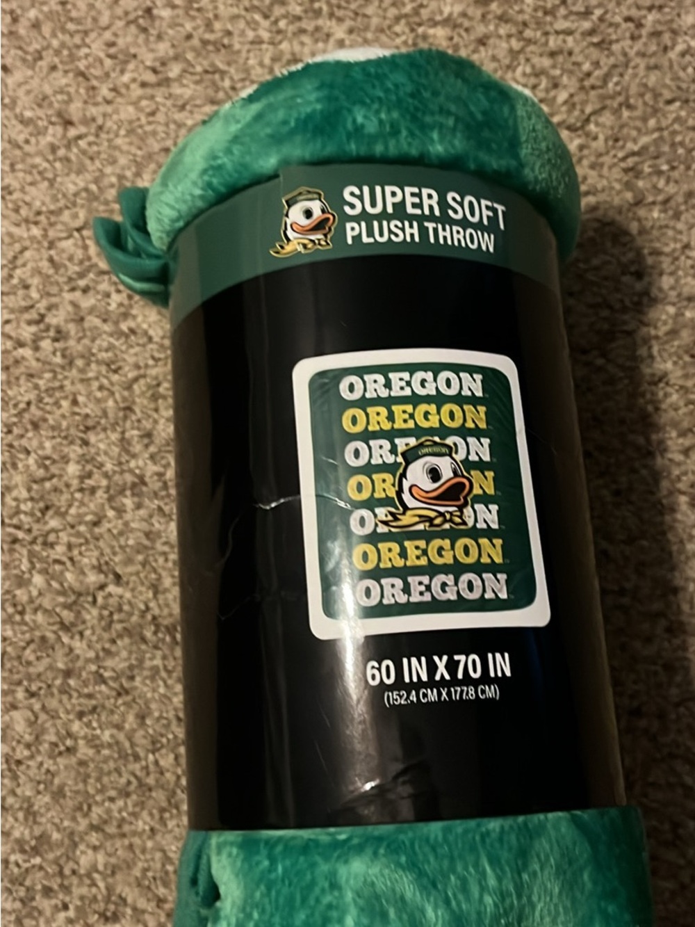 Oregon Ducks Super Soft Plush Throw - Green